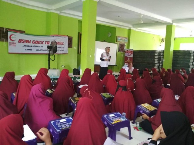 BSMI Jakarta Gelar Pendidikan Seks untuk Santri